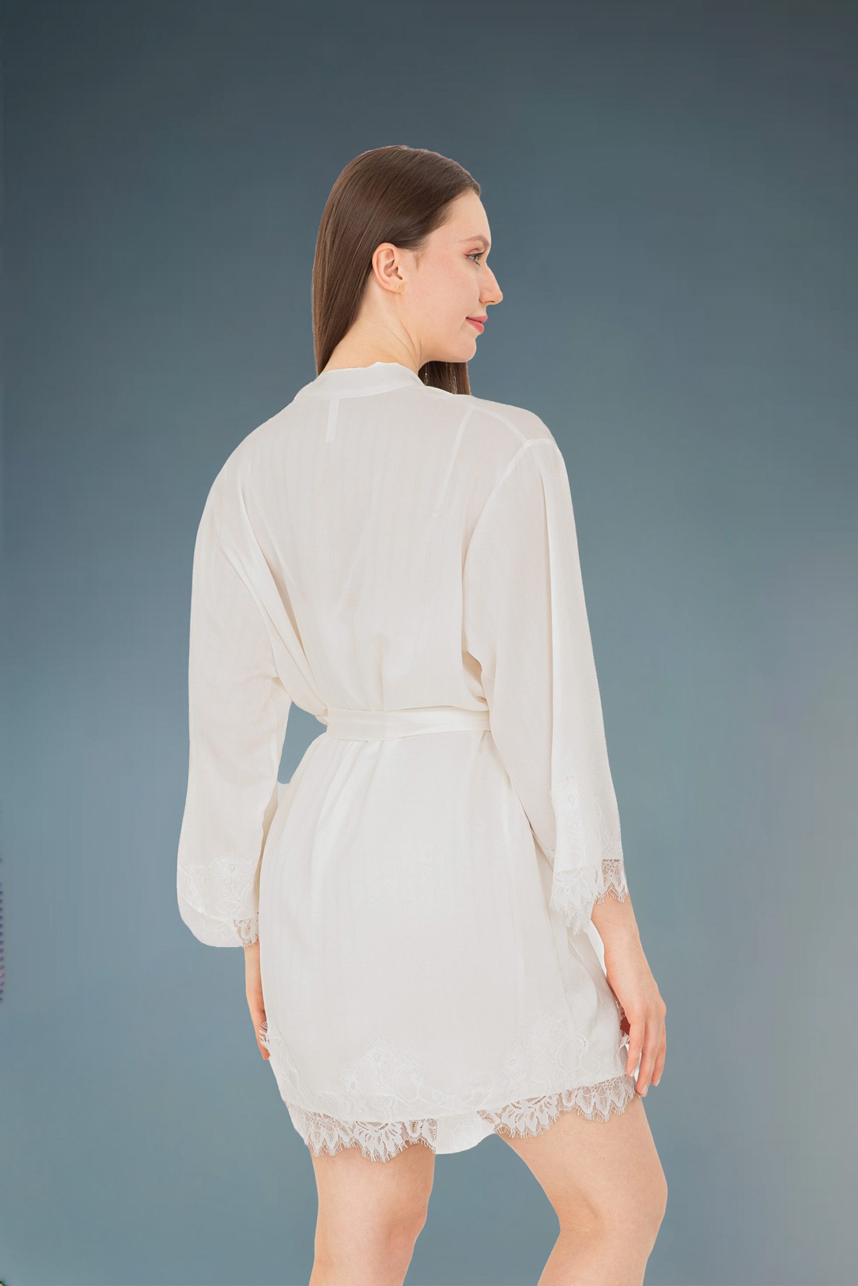RNUV Ivory Whisper Lace Robe Set - Image 5